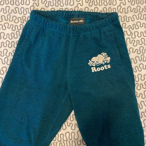 Roots Canada blue sweatpants - Picture 2 of 3